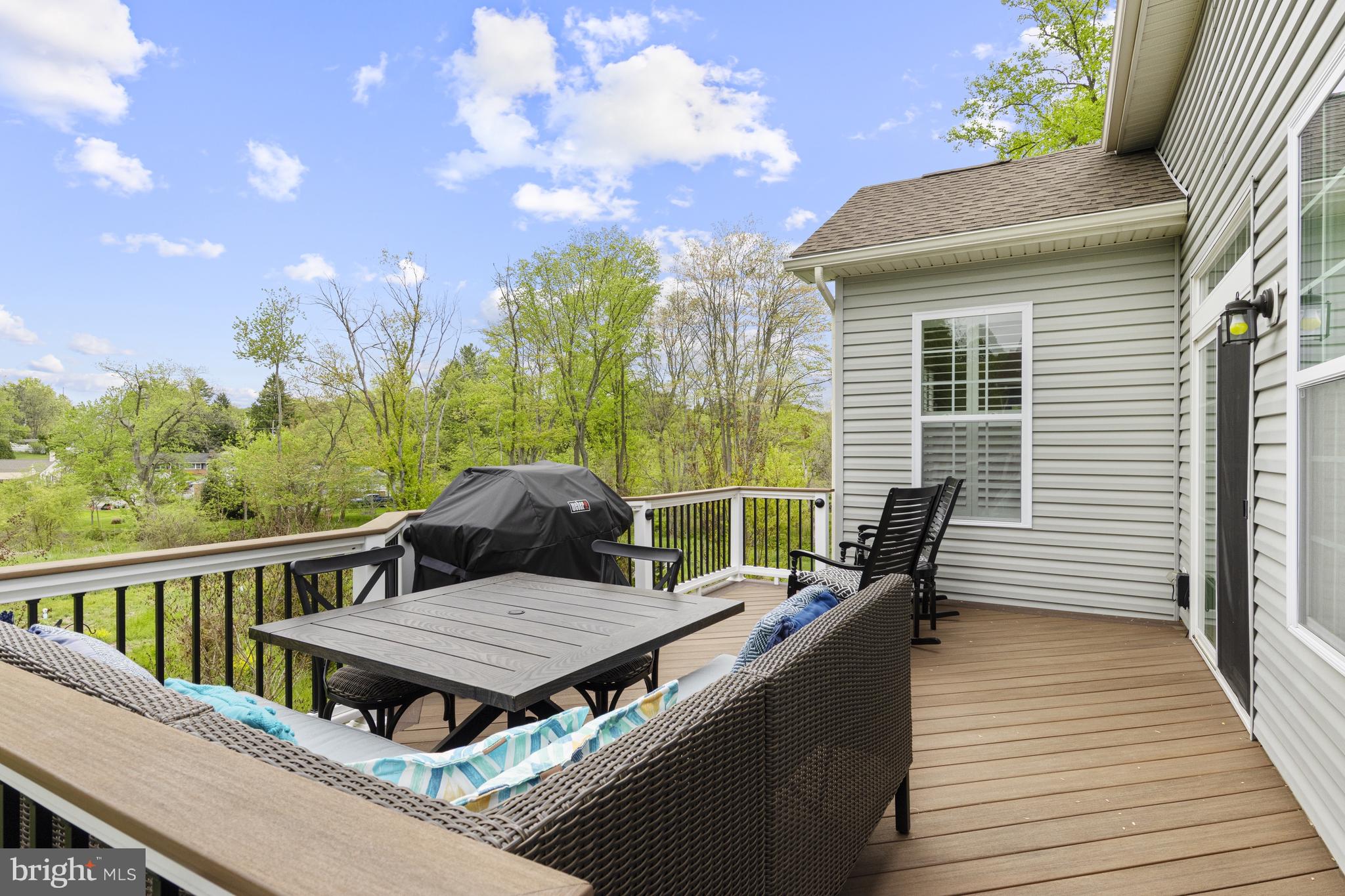 WESTHAMPTON - Residential