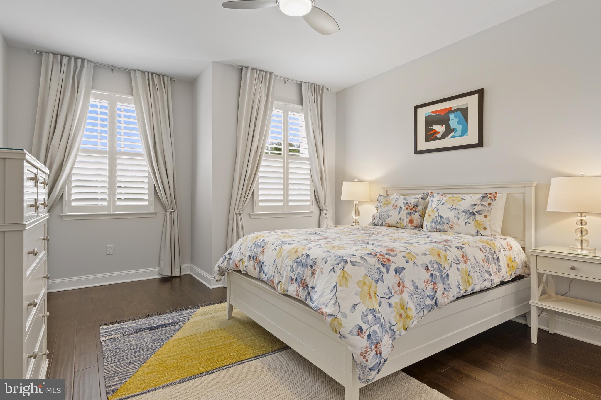 WESTHAMPTON - Residential