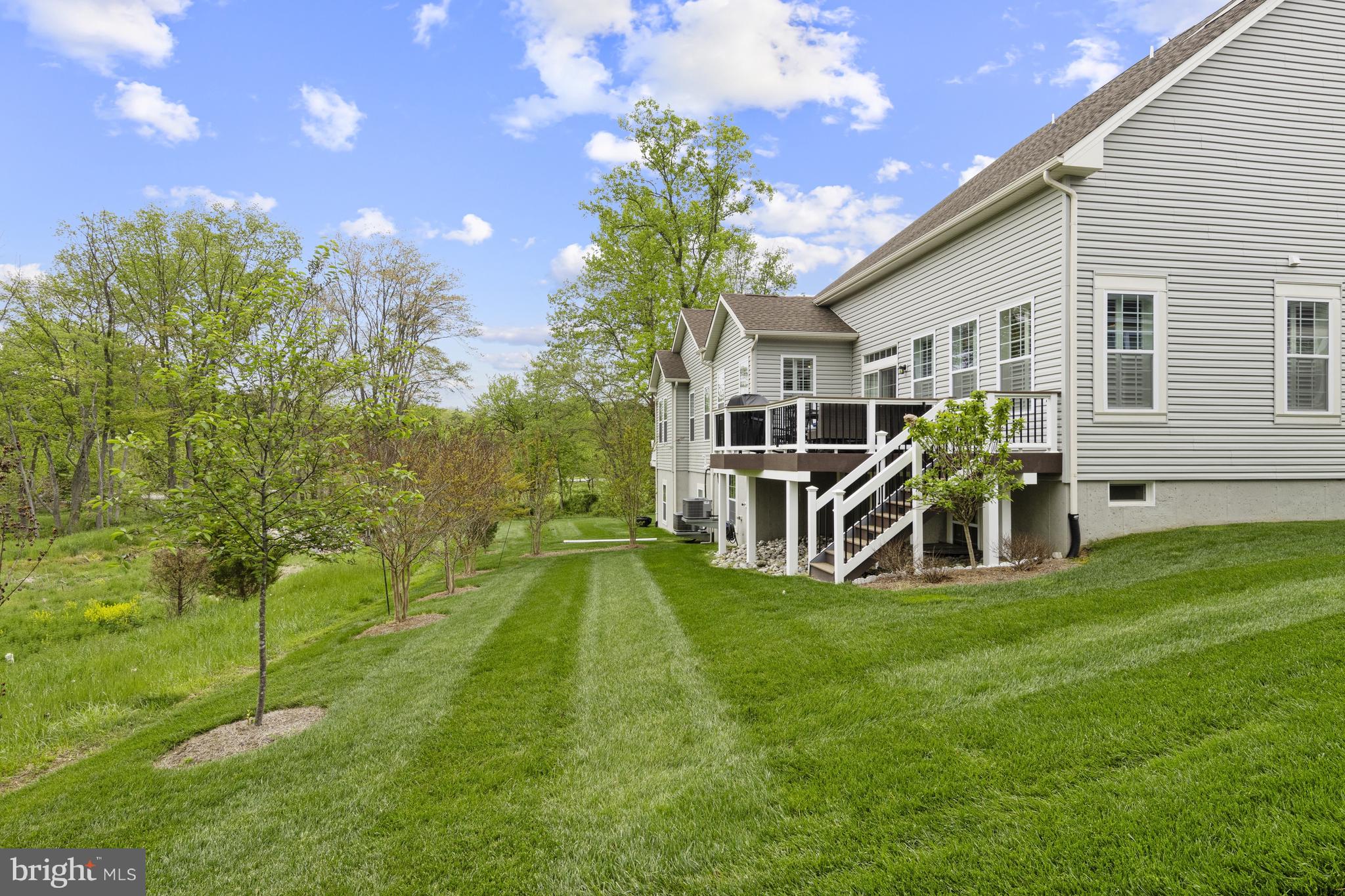 WESTHAMPTON - Residential