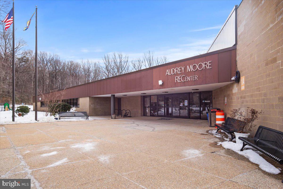 NORTH SPRINGFIELD PARK - Residential