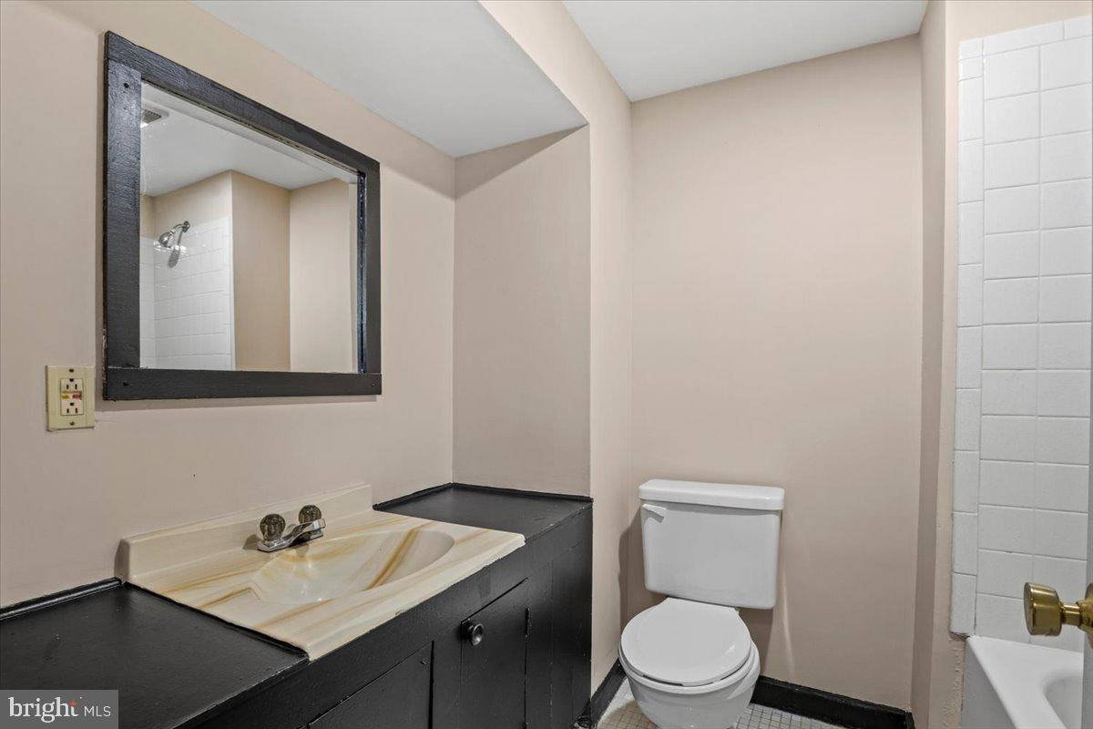 NORTH SPRINGFIELD PARK - Residential