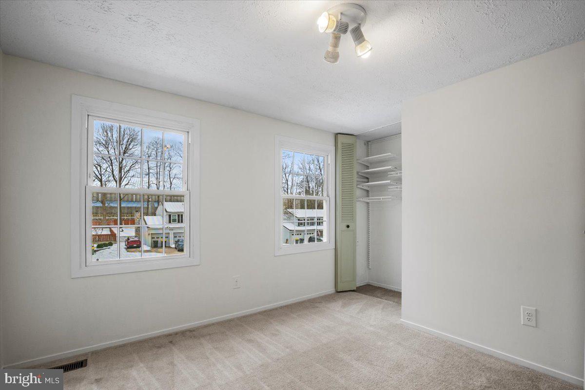 NORTH SPRINGFIELD PARK - Residential