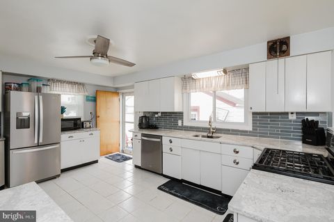 Tiny photo for 94 Avalon Avenue, DUNDALK, MD 21222 (MLS # MDBC2157018)