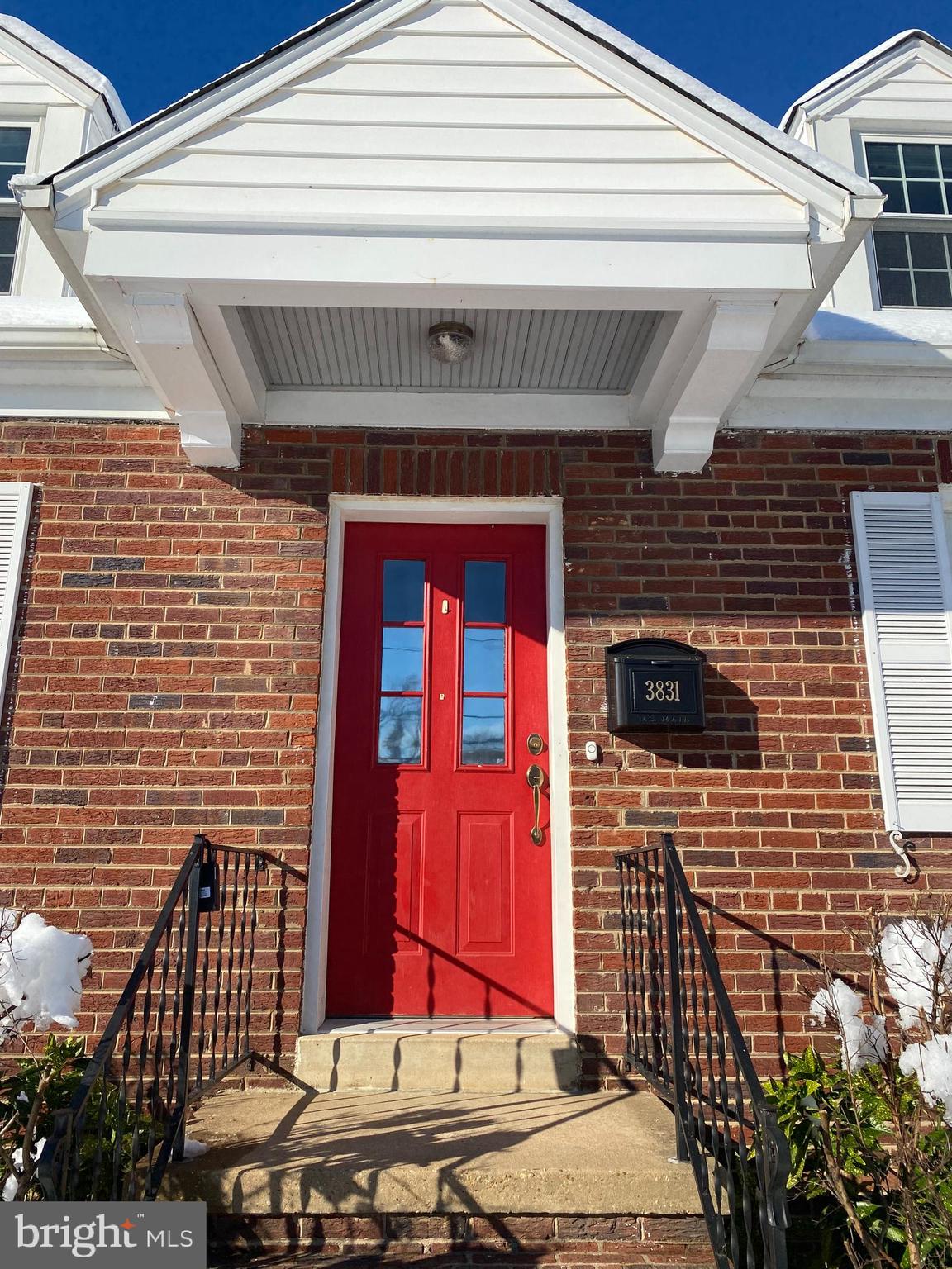 ALCOVA HEIGHTS - Residential Lease