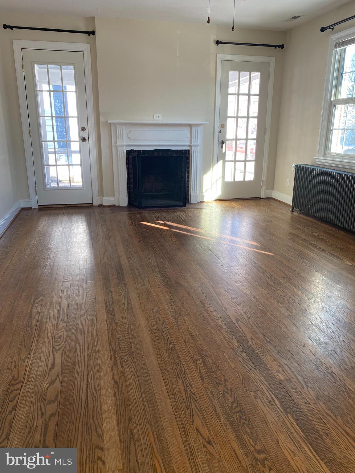 ALCOVA HEIGHTS - Residential Lease