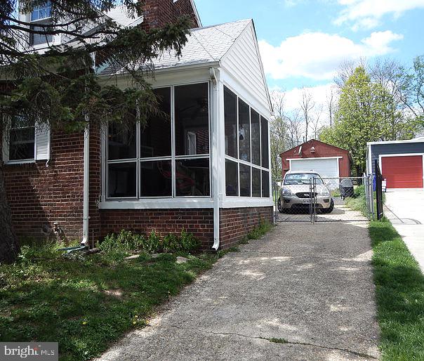 ALCOVA HEIGHTS - Residential Lease