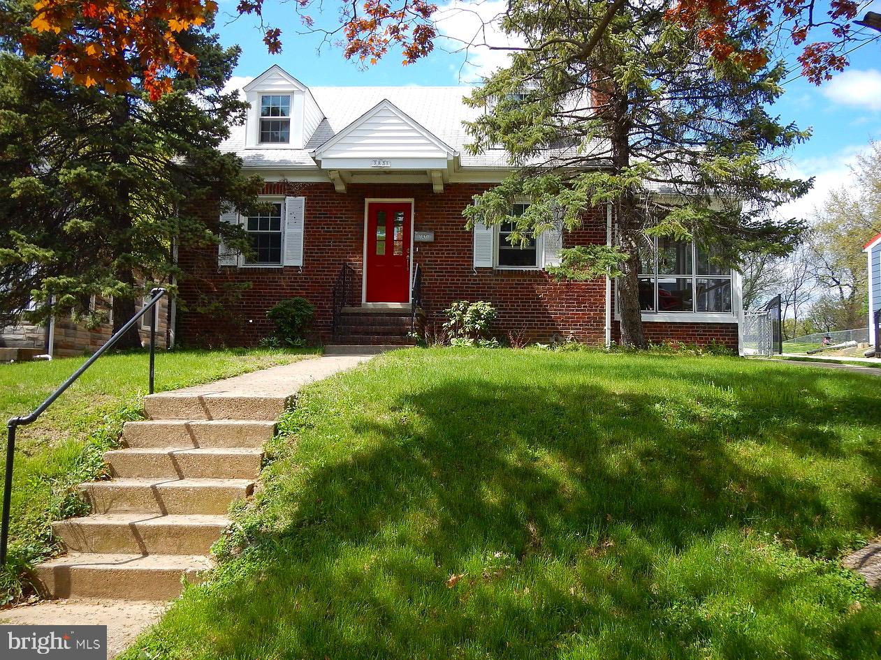 ALCOVA HEIGHTS - Residential Lease