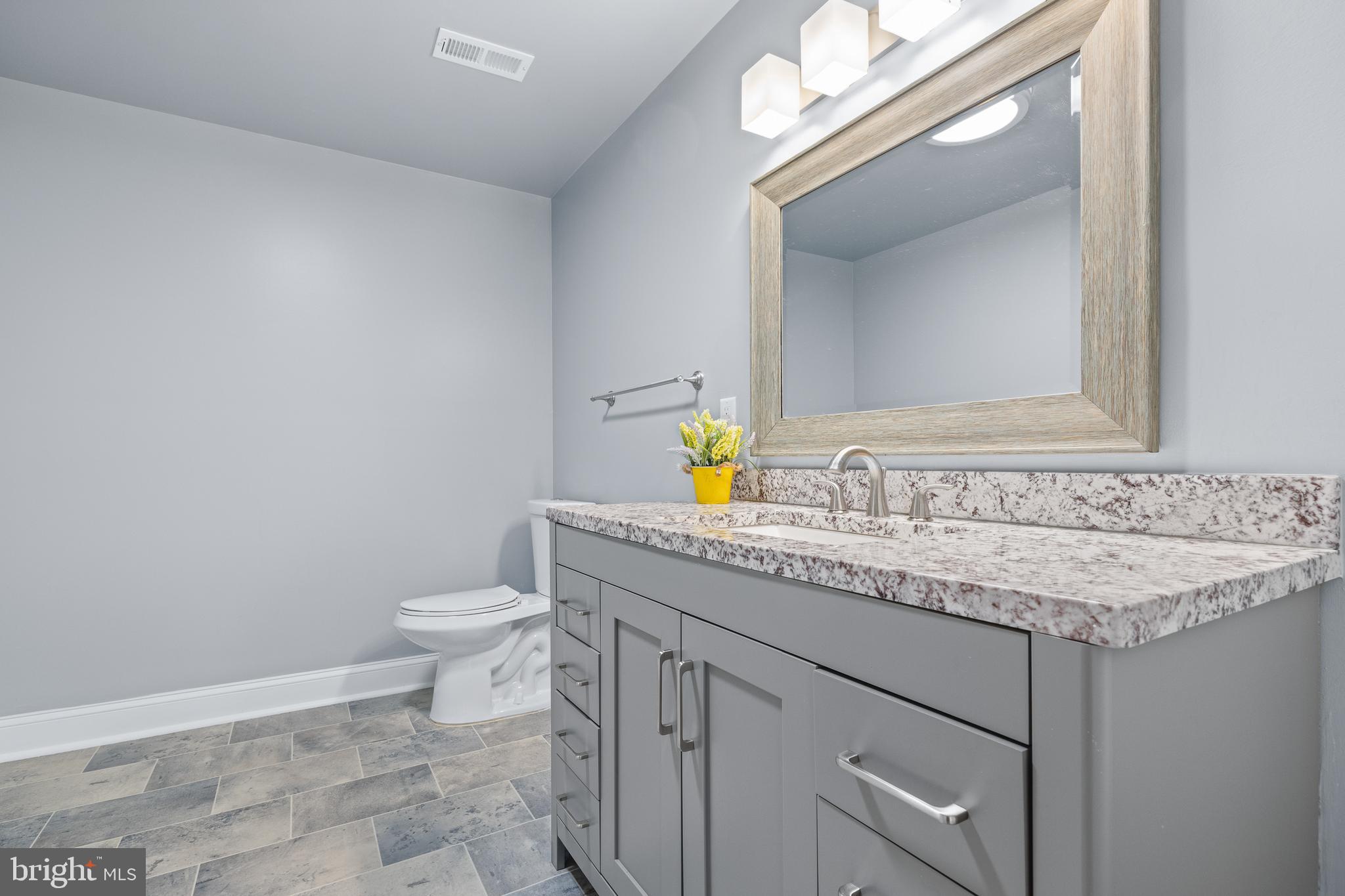 BLOUNTS HARBOUR - Residential