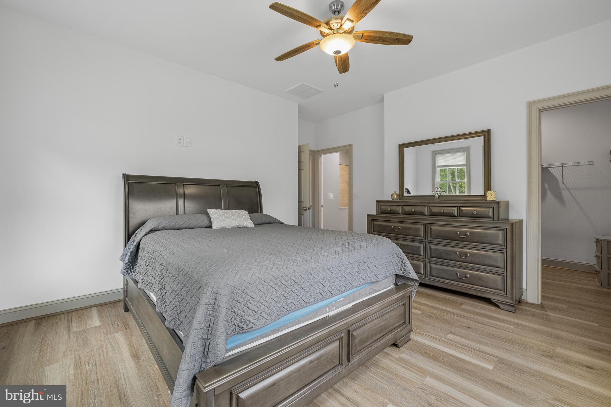 BLOUNTS HARBOUR - Residential