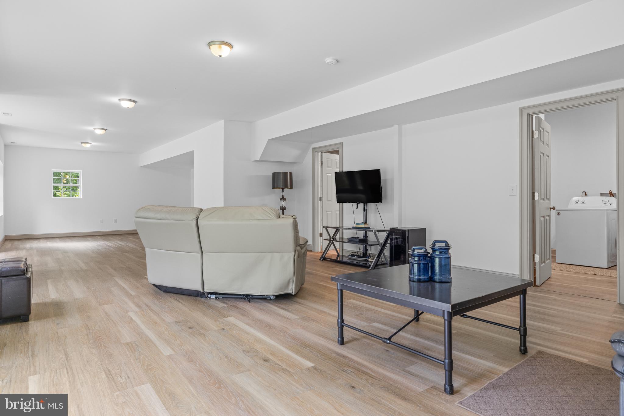 BLOUNTS HARBOUR - Residential