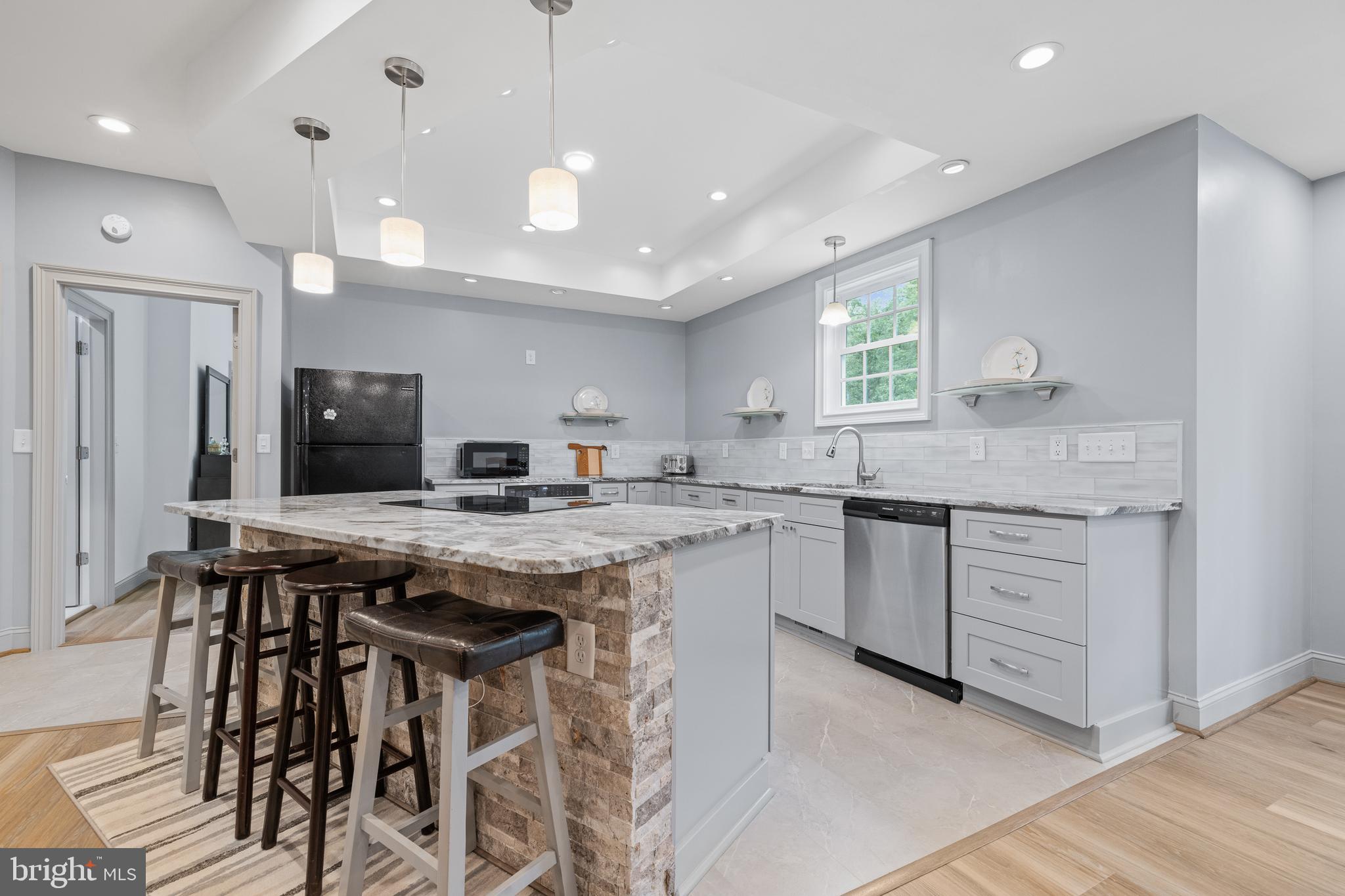 BLOUNTS HARBOUR - Residential