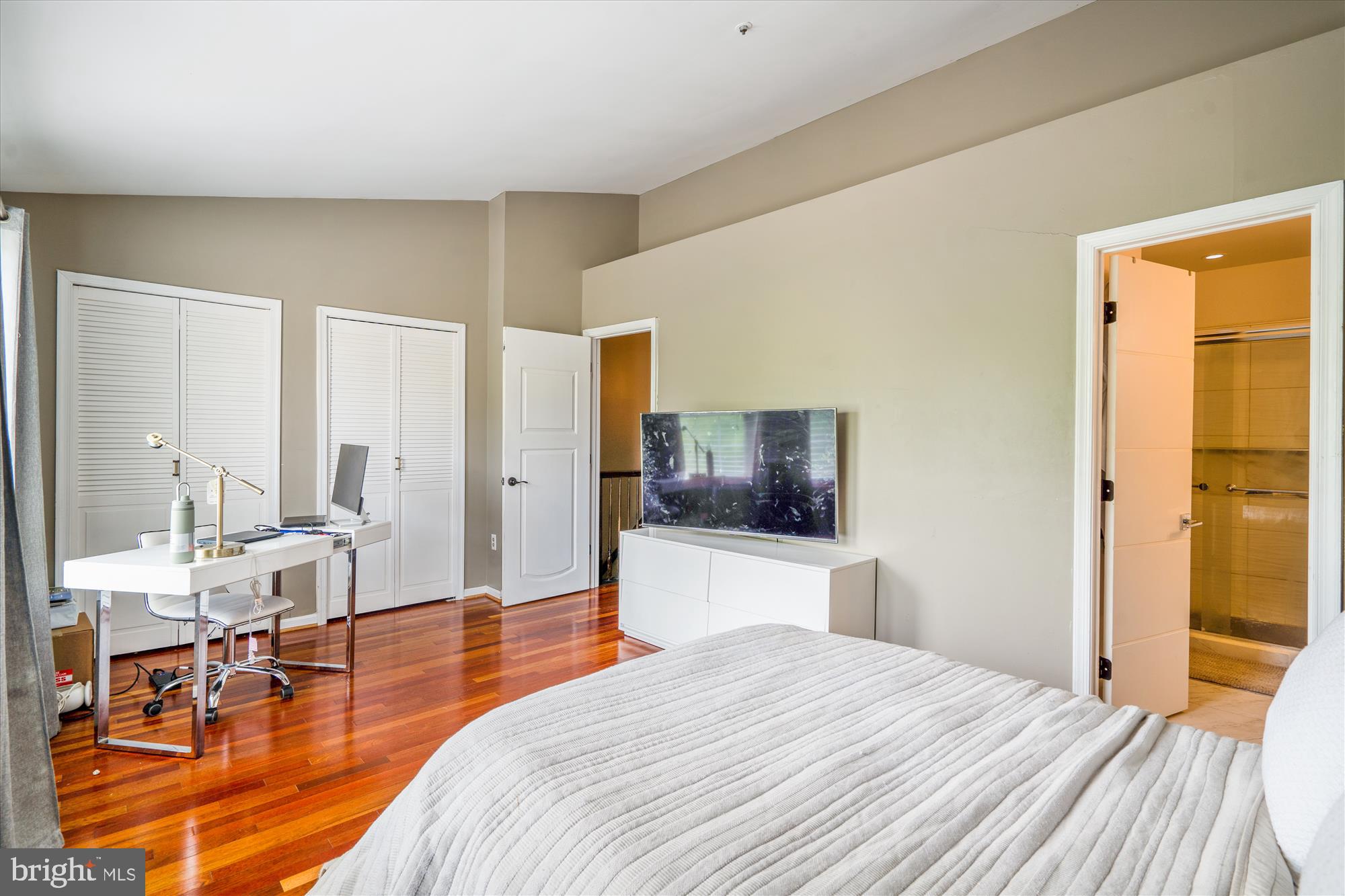 BOWIE NEW TOWN CENTER - Residential Lease