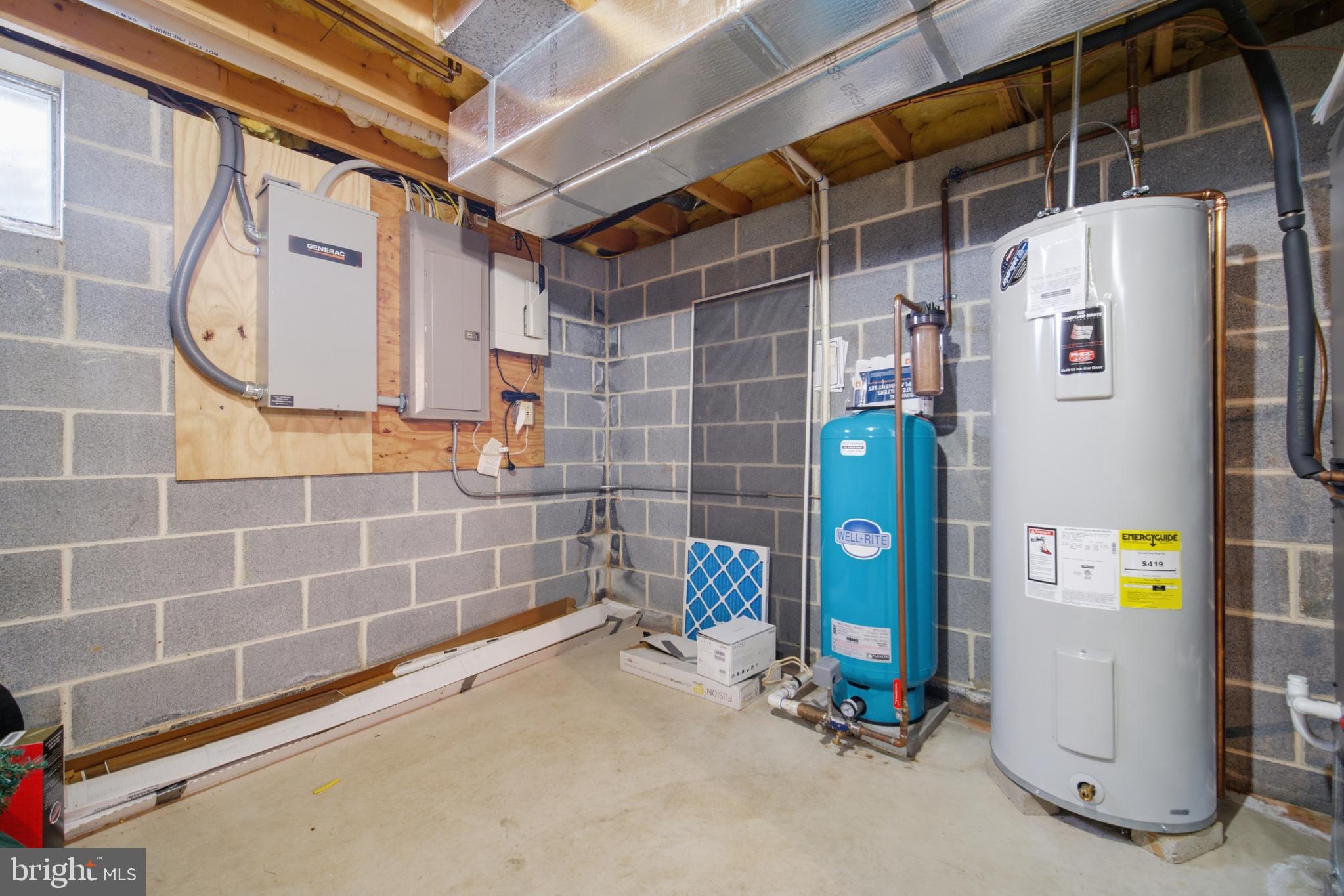 GREEN HILL - Residential