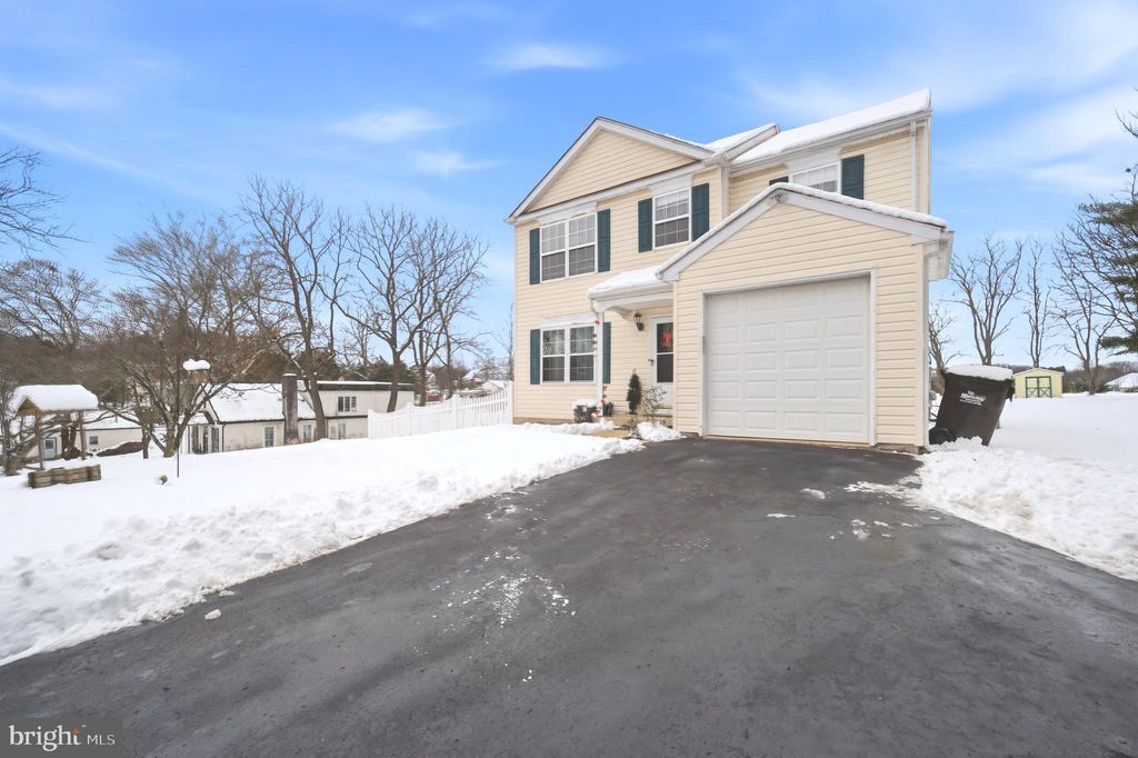 Photo of 5089 Mclean Station Road, GREEN LANE, PA 18054 (MLS # PAMC2163864)