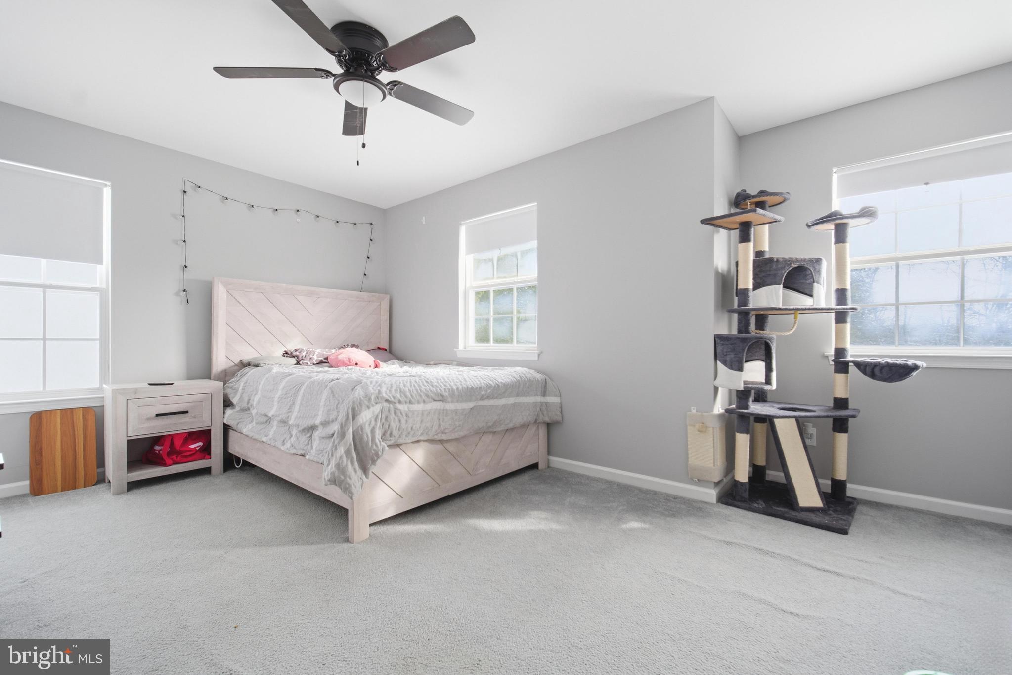 GREEN HILL - Residential