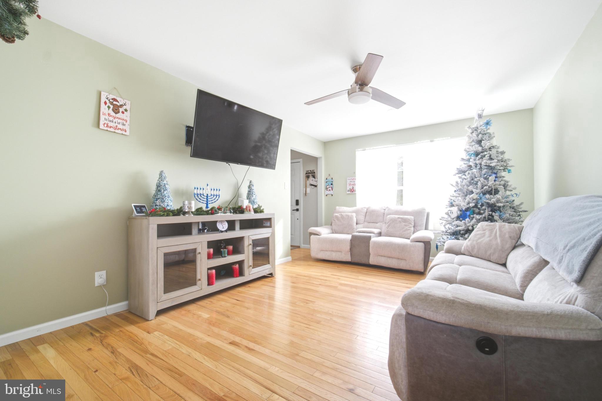 GREEN HILL - Residential