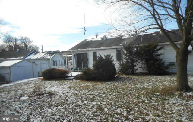 YORKSHIRE KNOLLS - Residential