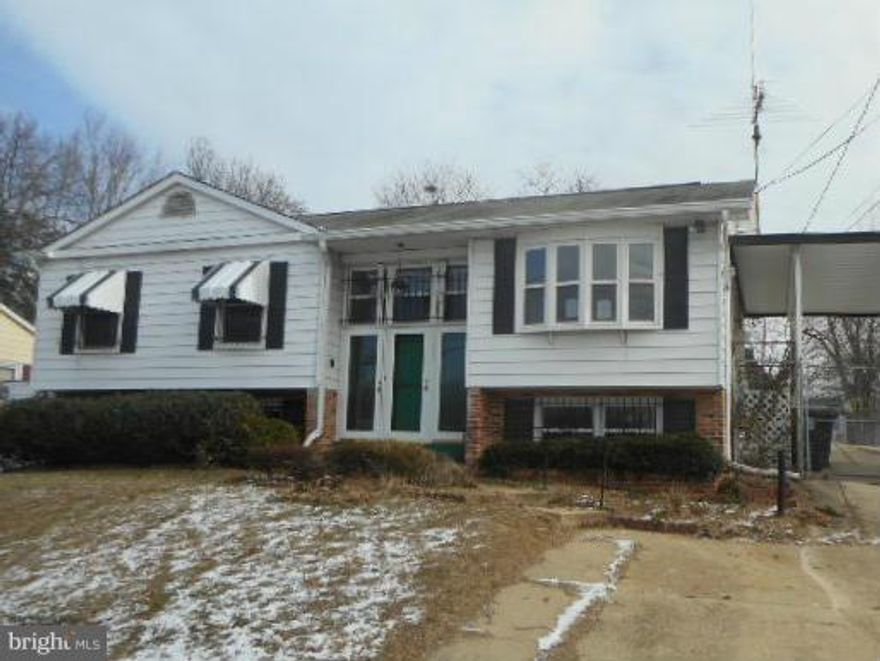 Split Foyer waiting on your vision.  To place a bid please check out hudhomestore.   If property is not listed, you can not bid, that means a bid has already been accepted.  Property sold strictly "as-is".  Seller will make NO repairs.  Case #249-505941