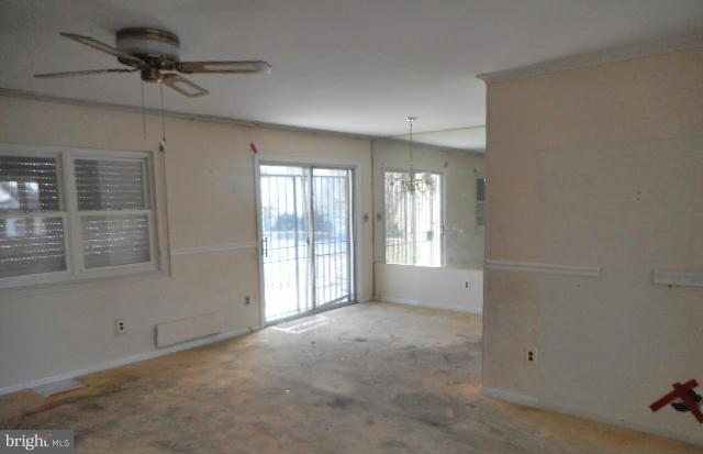 YORKSHIRE KNOLLS - Residential