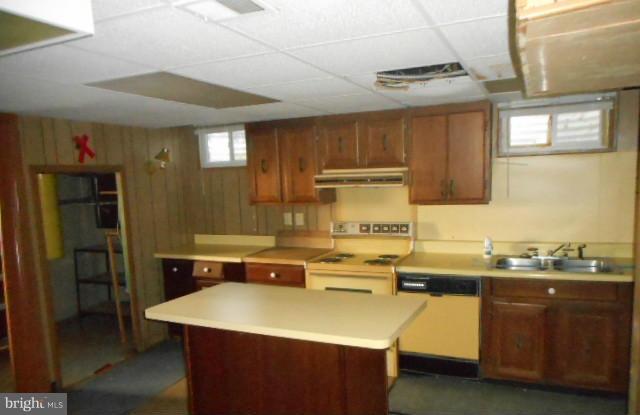 YORKSHIRE KNOLLS - Residential