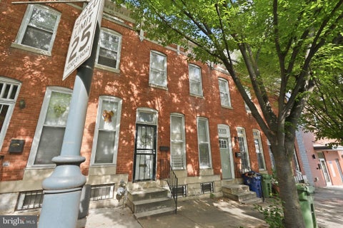 Photo of 830 N Washington Street, BALTIMORE, MD 21205 (MLS # MDBA2224742)