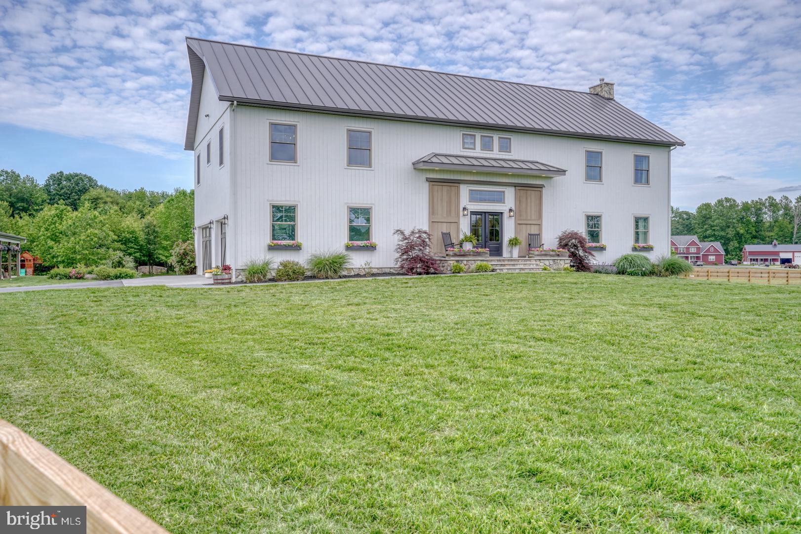 676 BLACKBIRD GREENSPRING ROAD