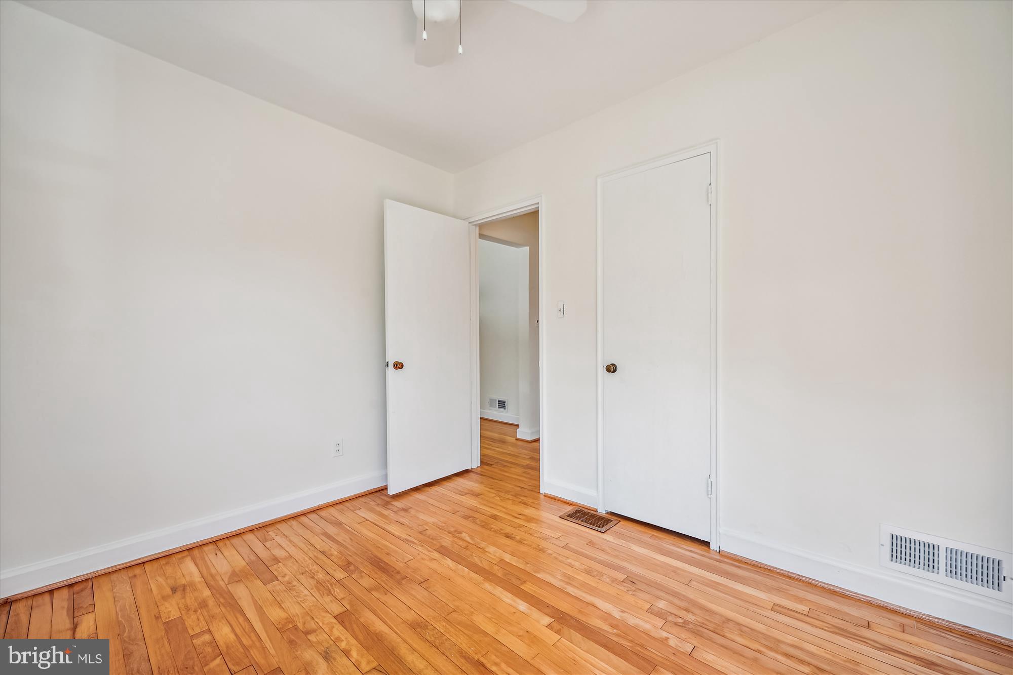 CAMERON HEIGHTS - Residential