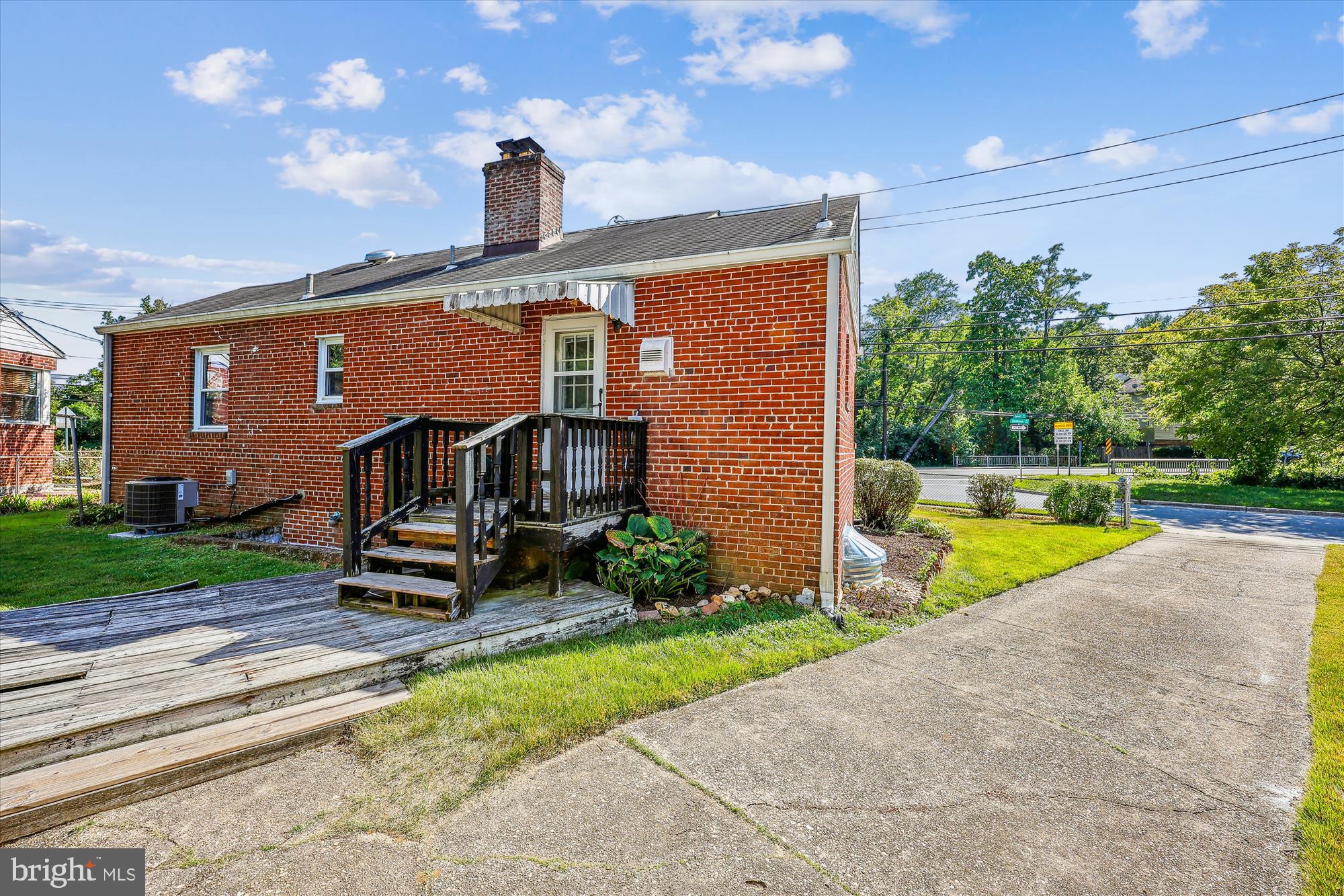 CAMERON HEIGHTS - Residential