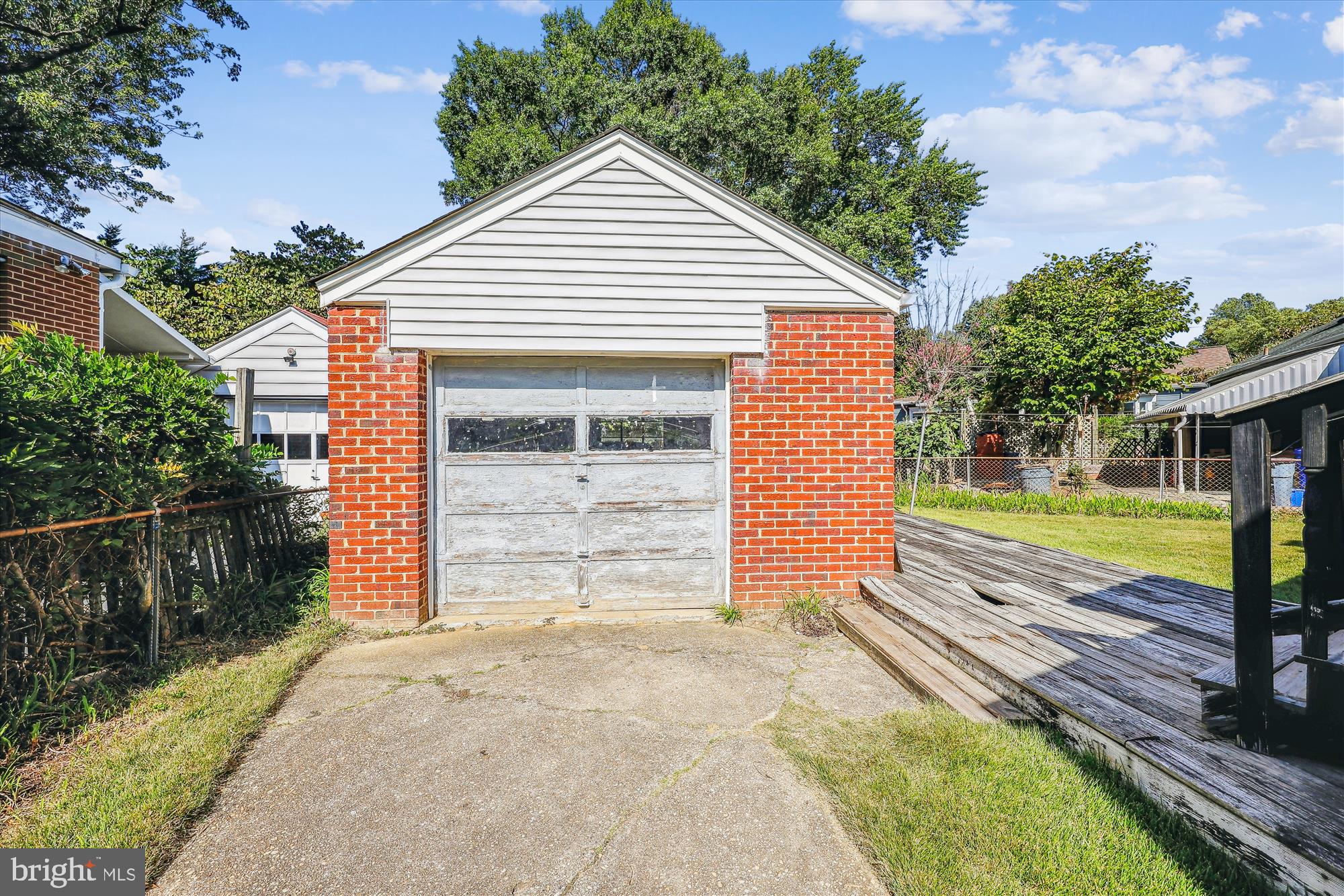 CAMERON HEIGHTS - Residential