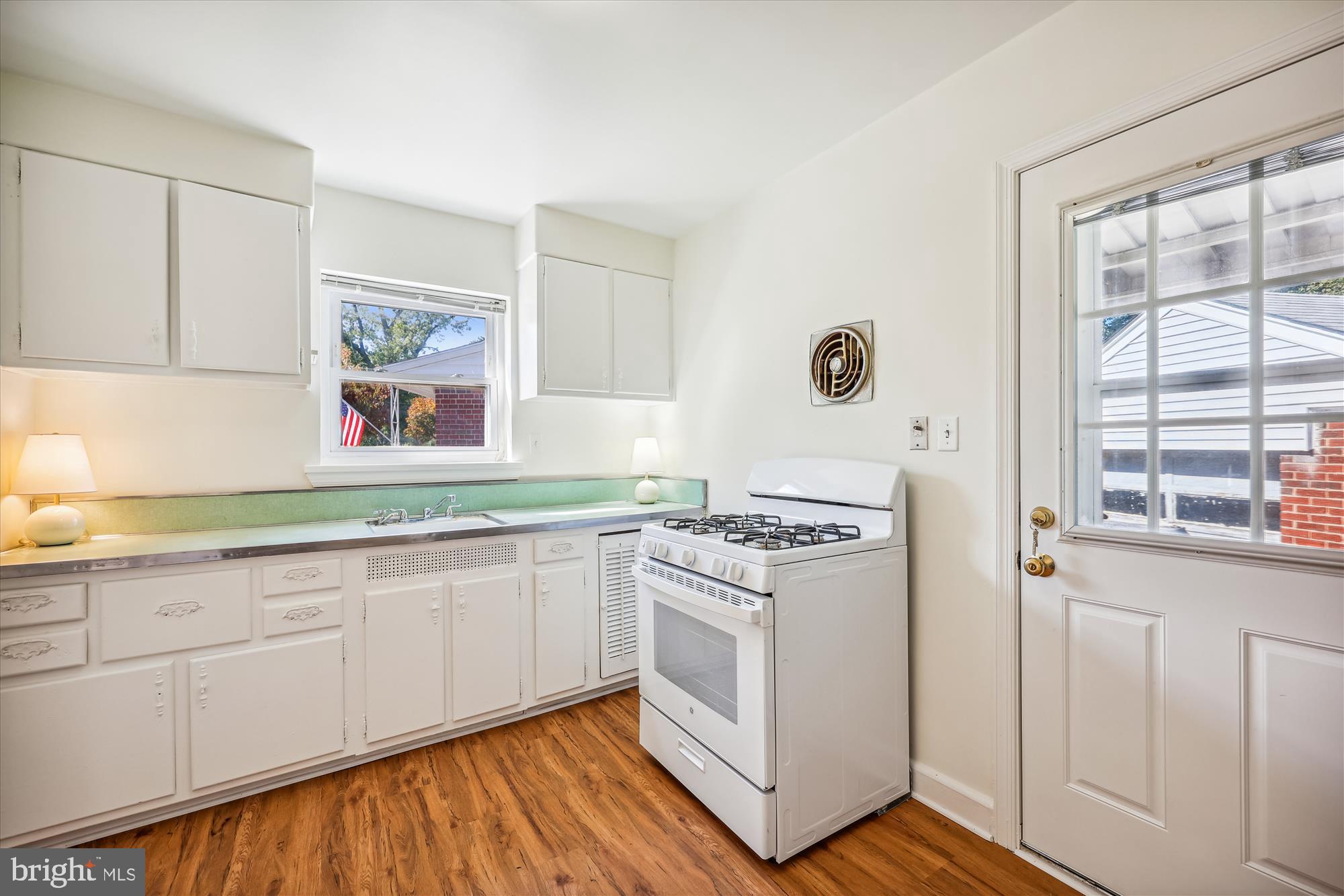 CAMERON HEIGHTS - Residential