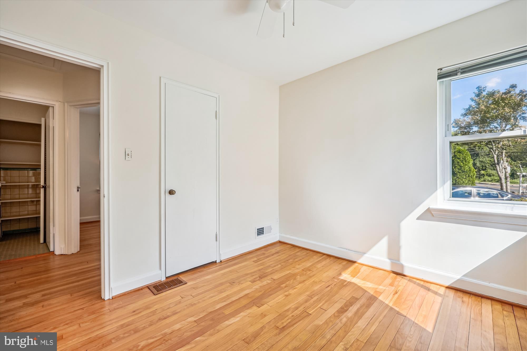 CAMERON HEIGHTS - Residential