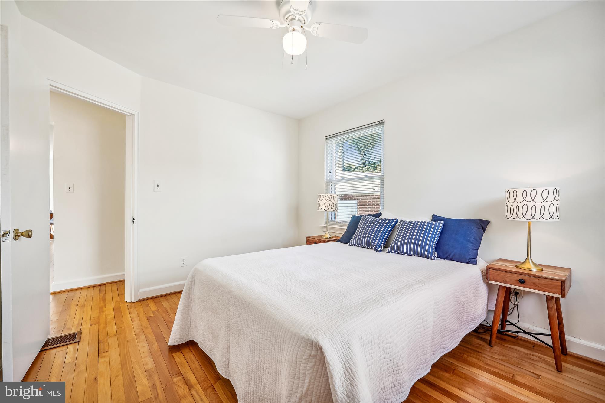 CAMERON HEIGHTS - Residential