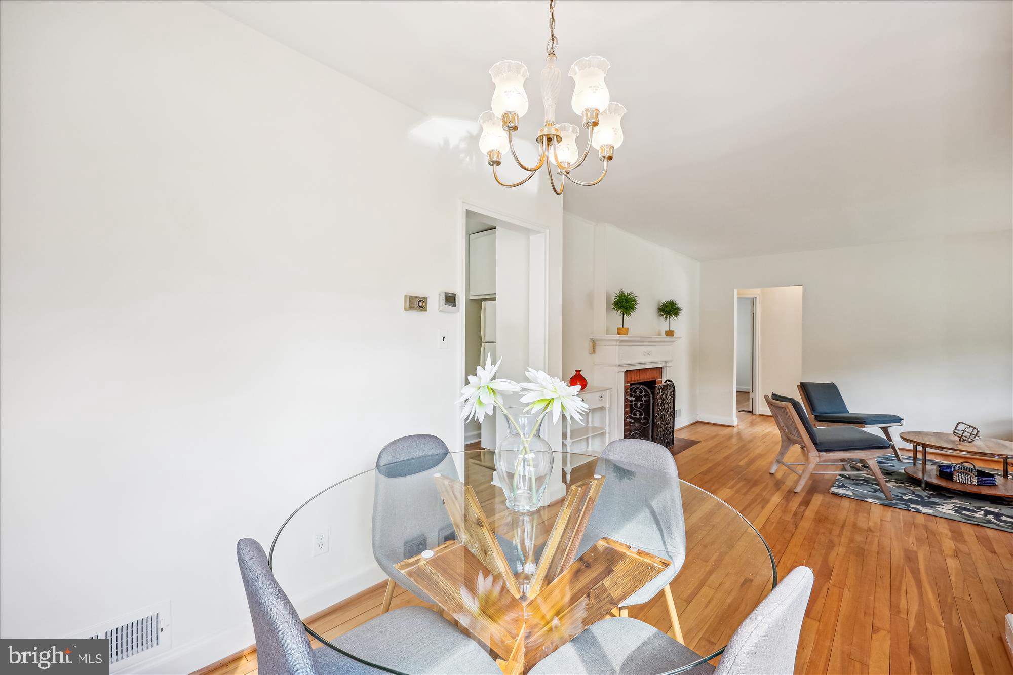 CAMERON HEIGHTS - Residential