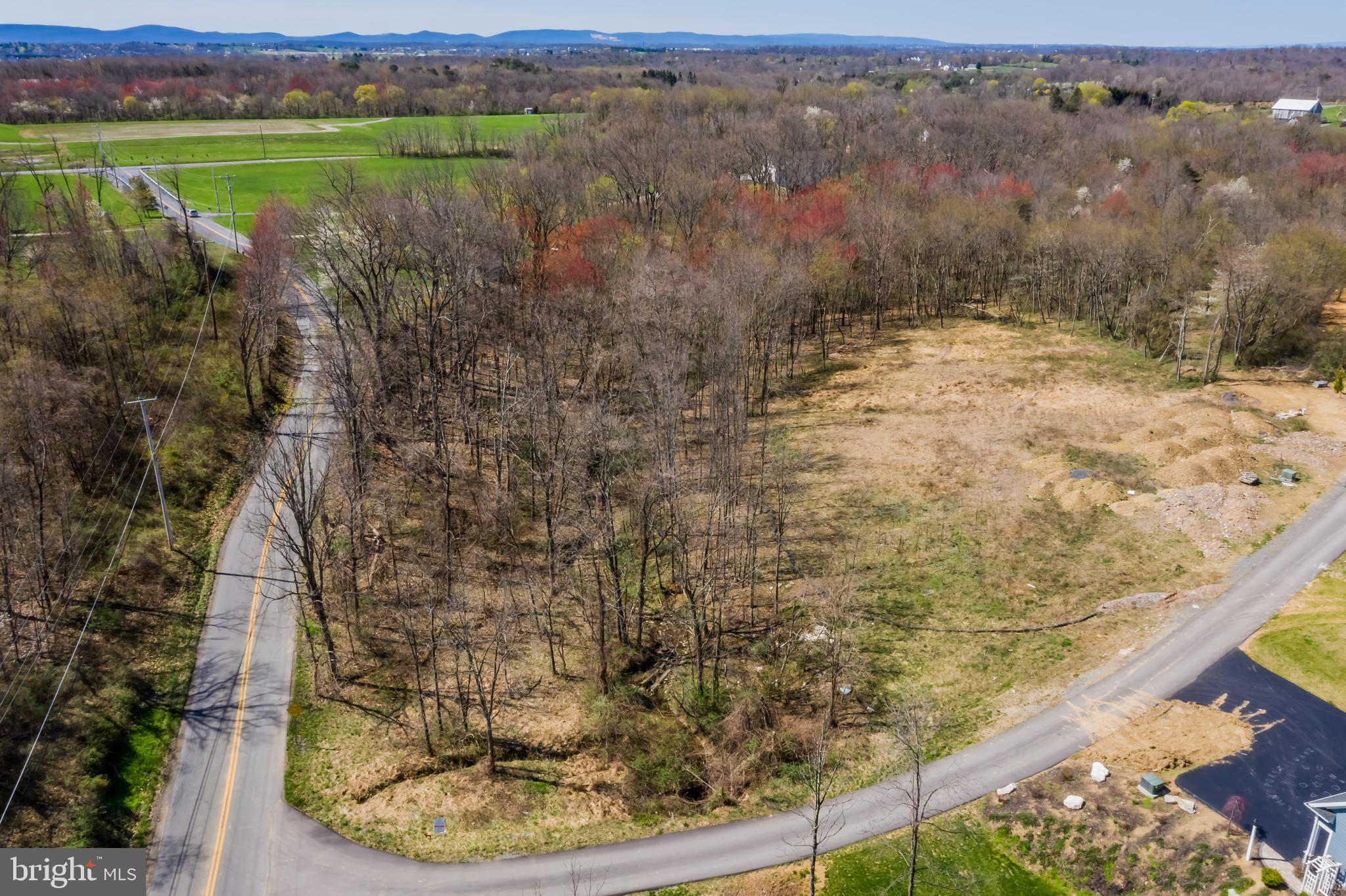 ROLLING GLEN ESTATES - Land