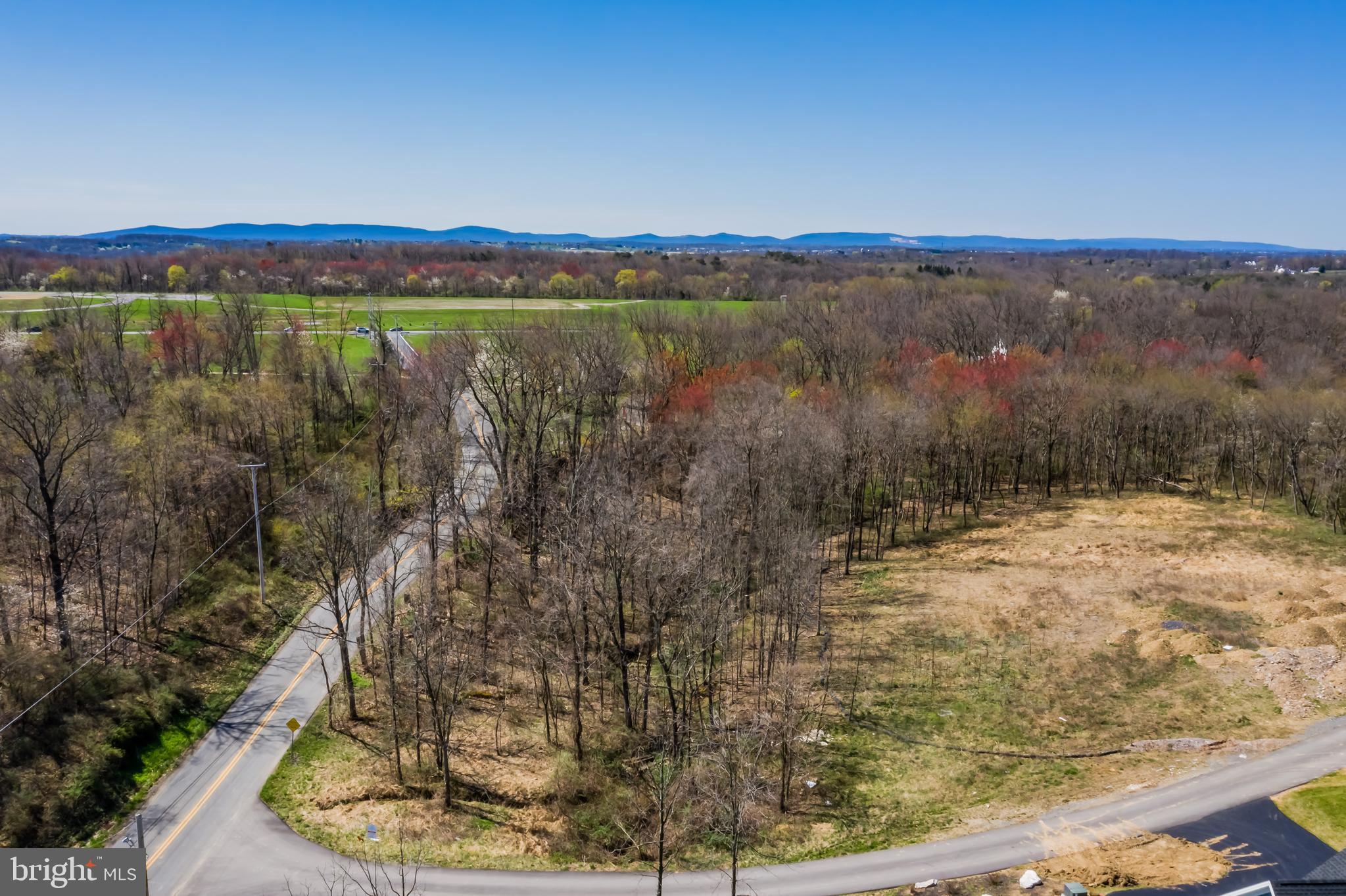 ROLLING GLEN ESTATES - Land