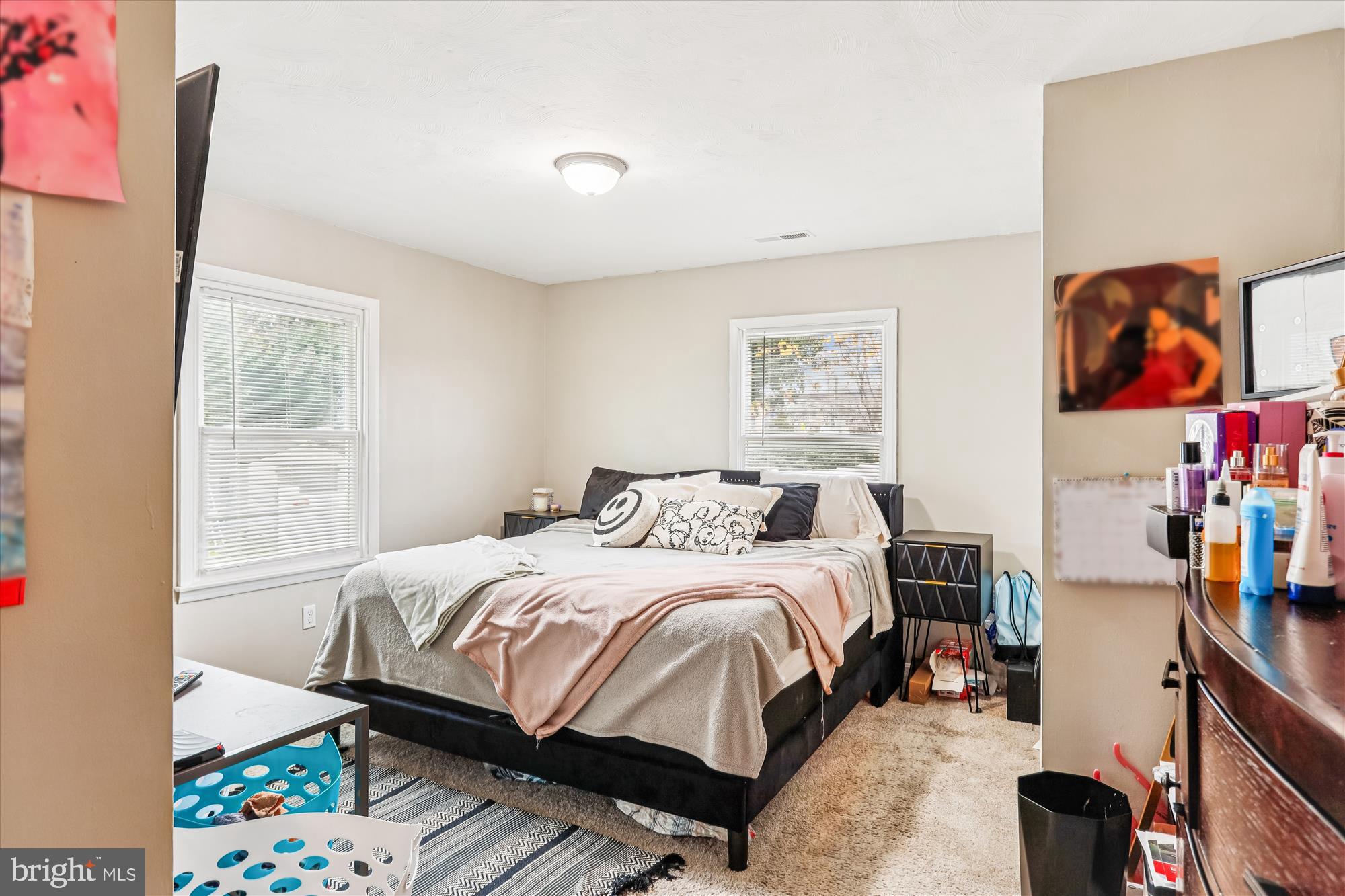 ROLAND TERRACE - Residential Lease