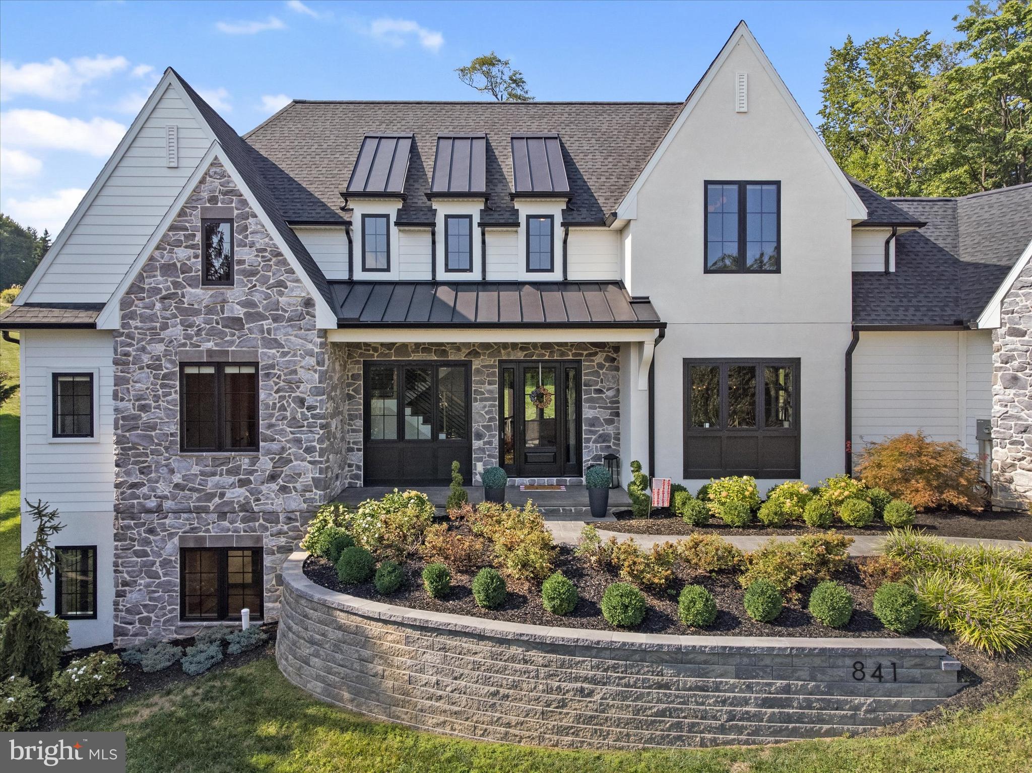 WYNDHAM HILLS - Residential