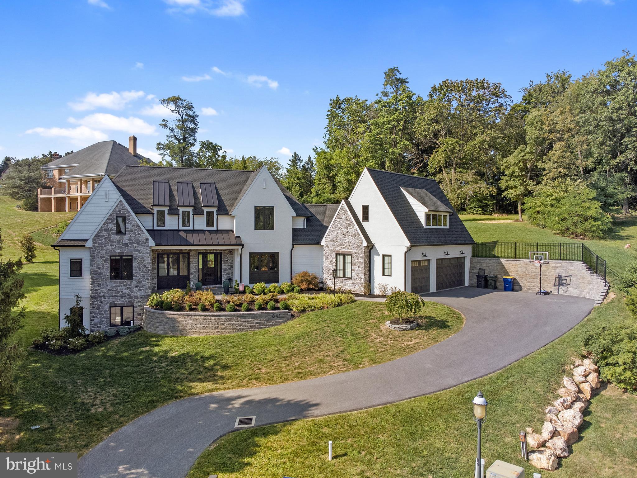 WYNDHAM HILLS - Residential