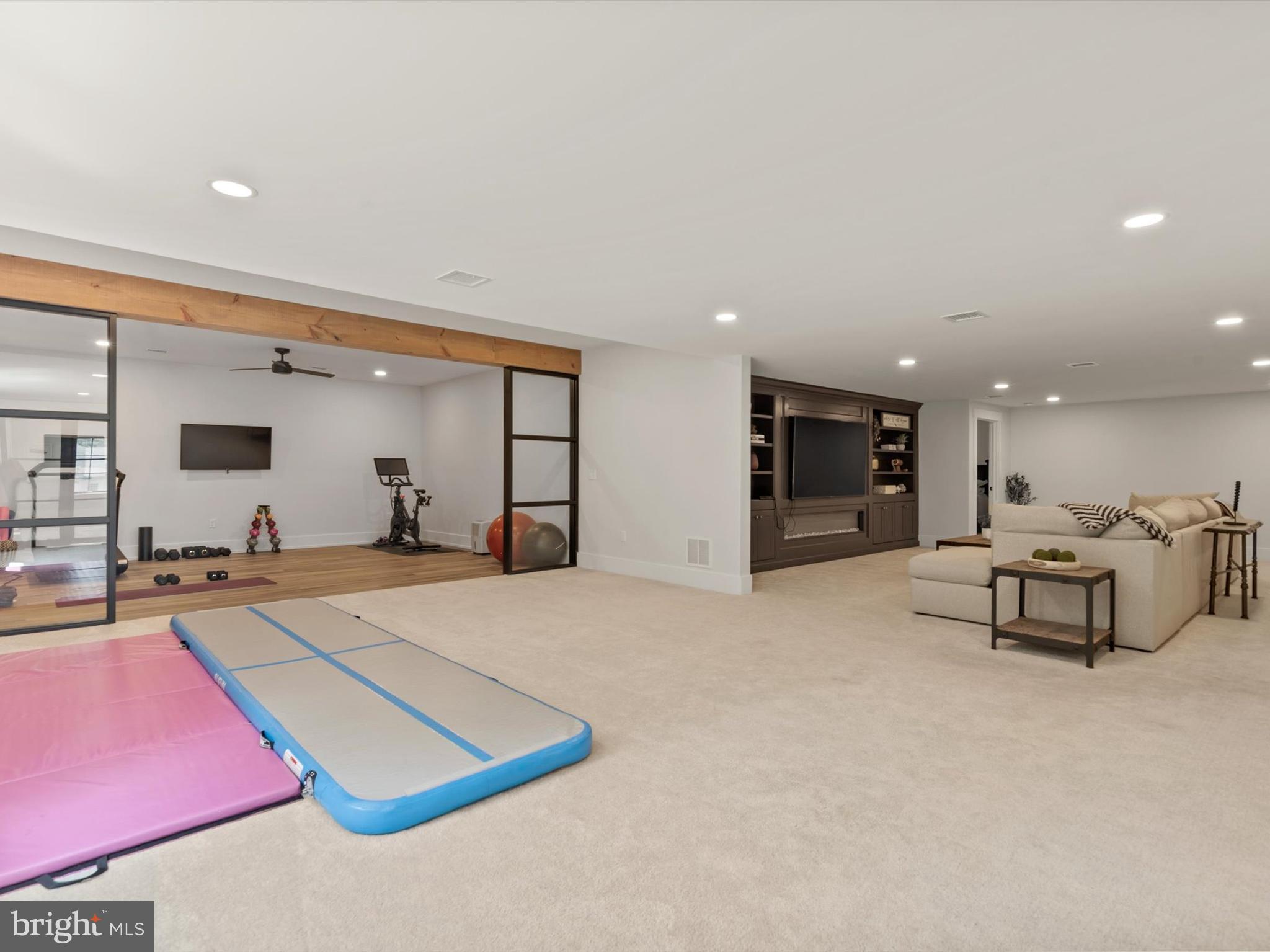 WYNDHAM HILLS - Residential