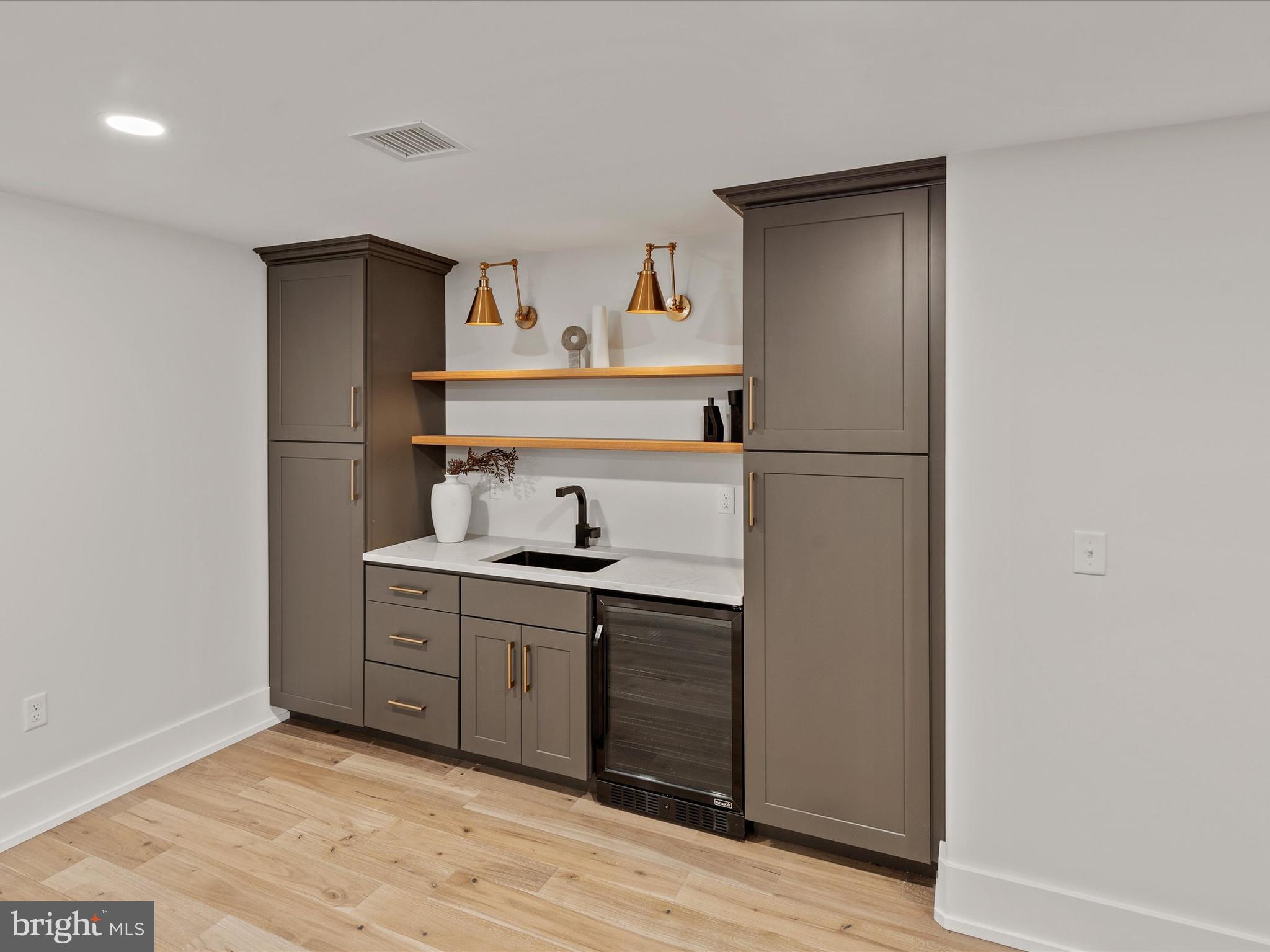 WYNDHAM HILLS - Residential