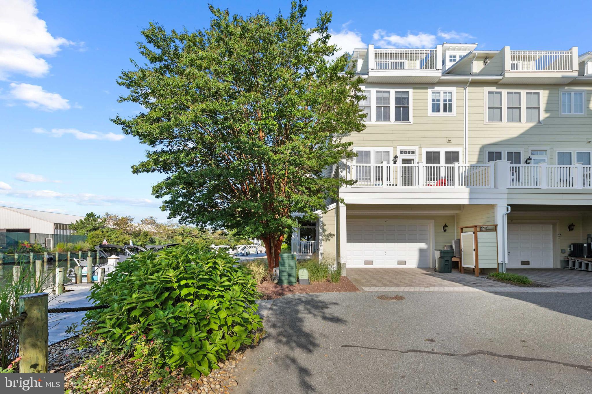 27 ISLAND EDGE DRIVE 27C
