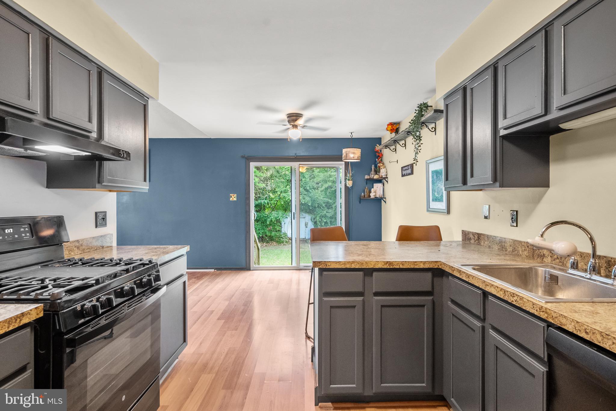 2301 MEMORIAL COURT