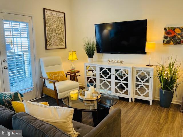 MARTINSBURG STATION - Residential