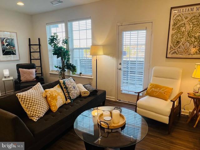 MARTINSBURG STATION - Residential