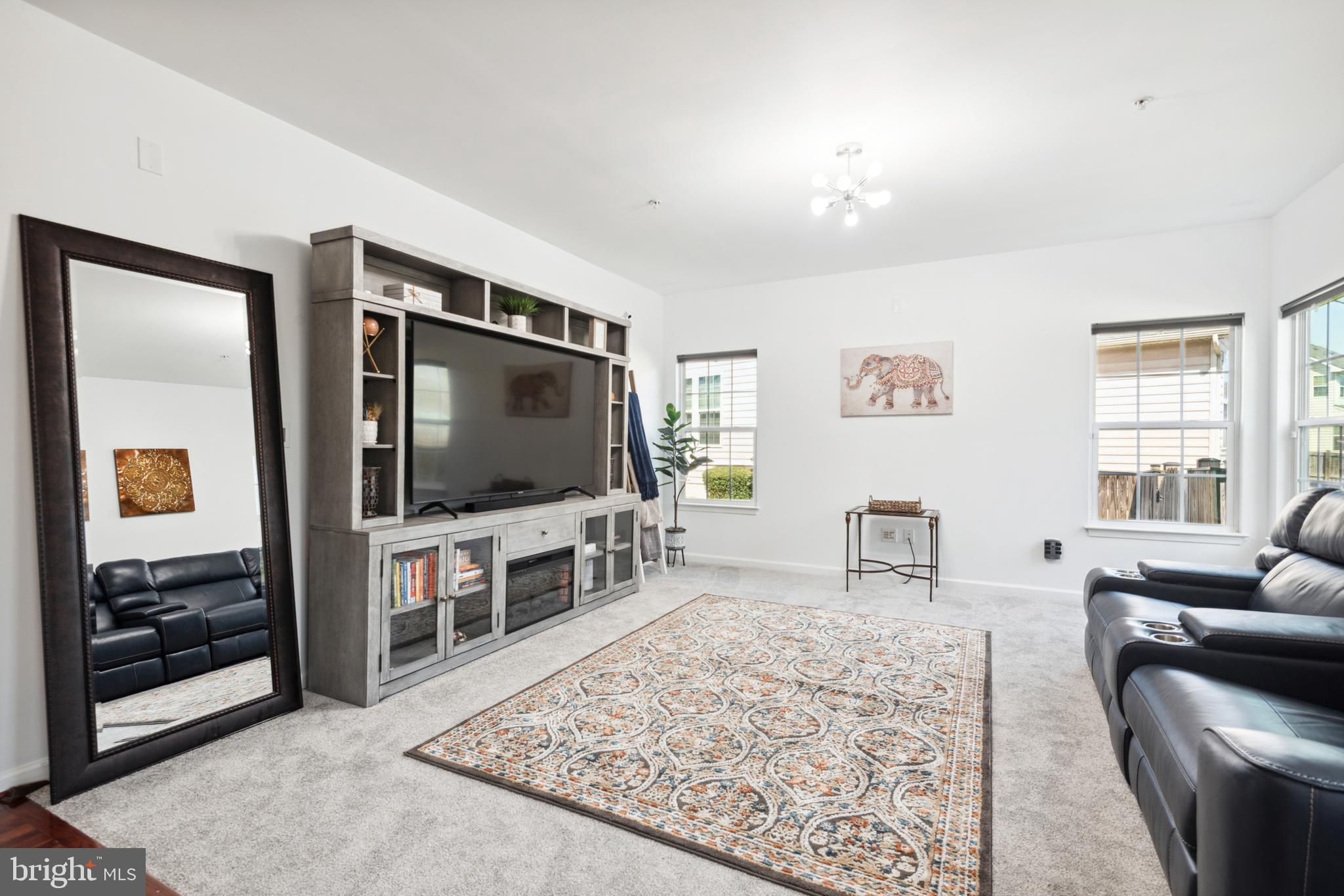 LINDEN GROVE - Residential