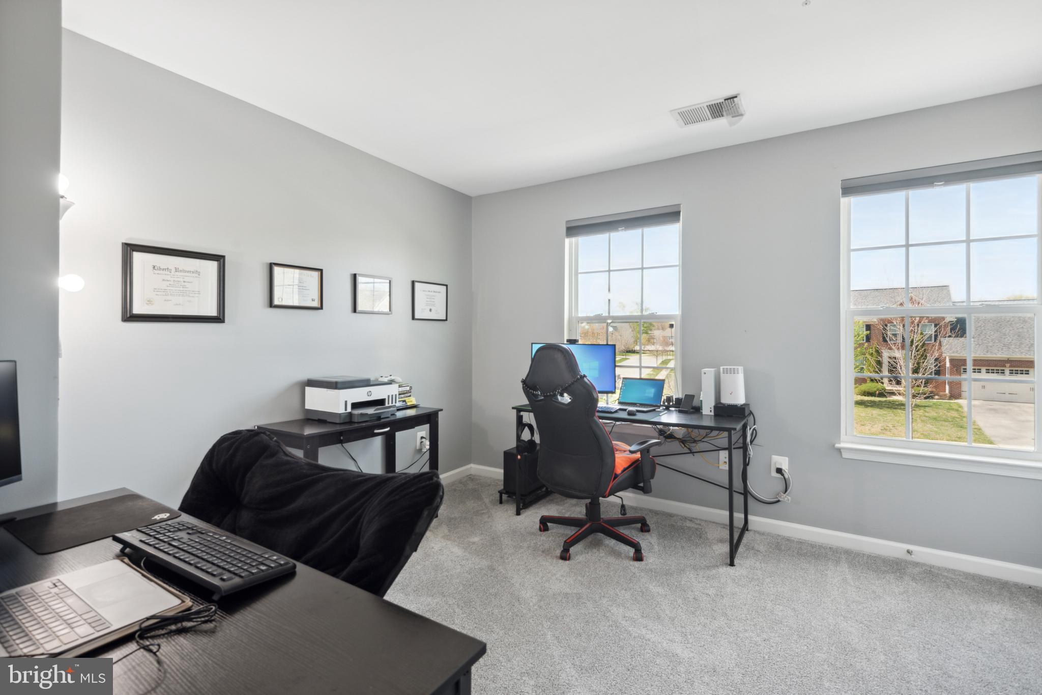 LINDEN GROVE - Residential