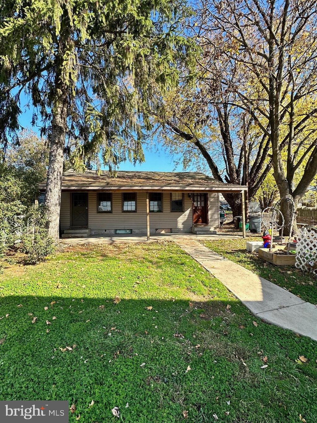 Photo of 329 N SECOND ST, COLUMBIA, PA 17512 (MLS # PALA2027800)