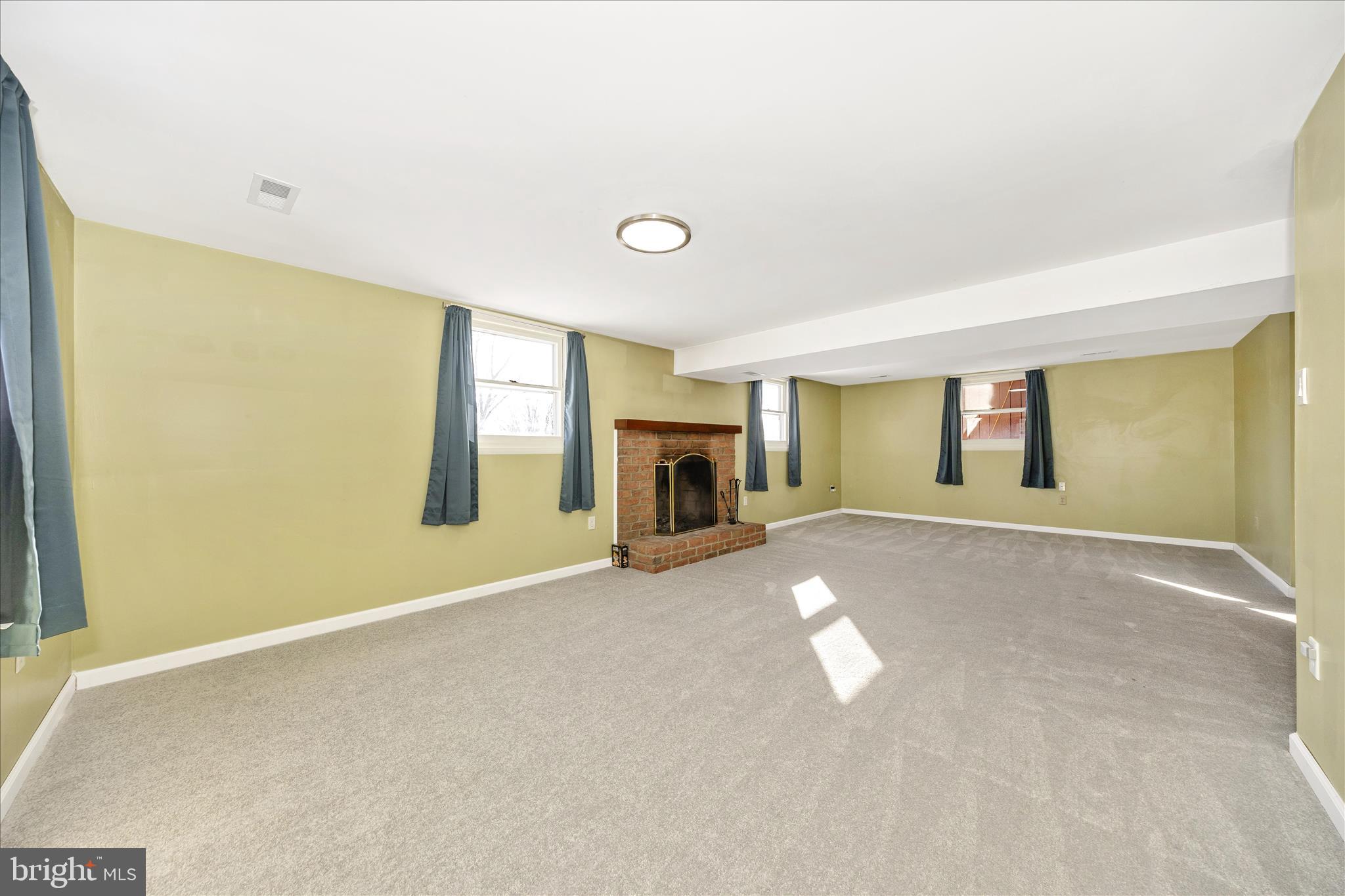 WOODMOOR - Residential