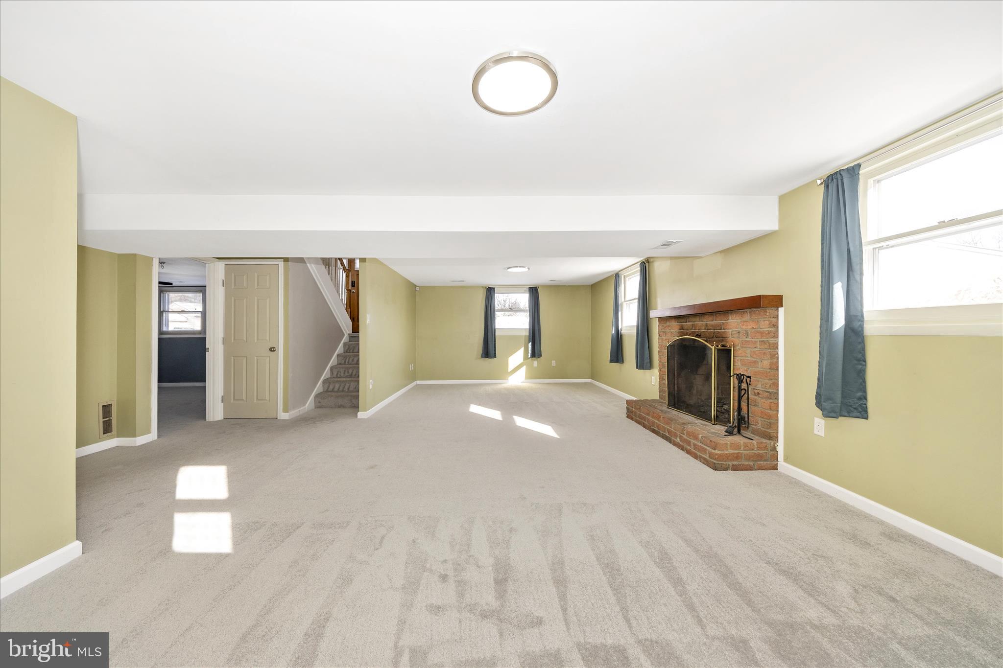 WOODMOOR - Residential