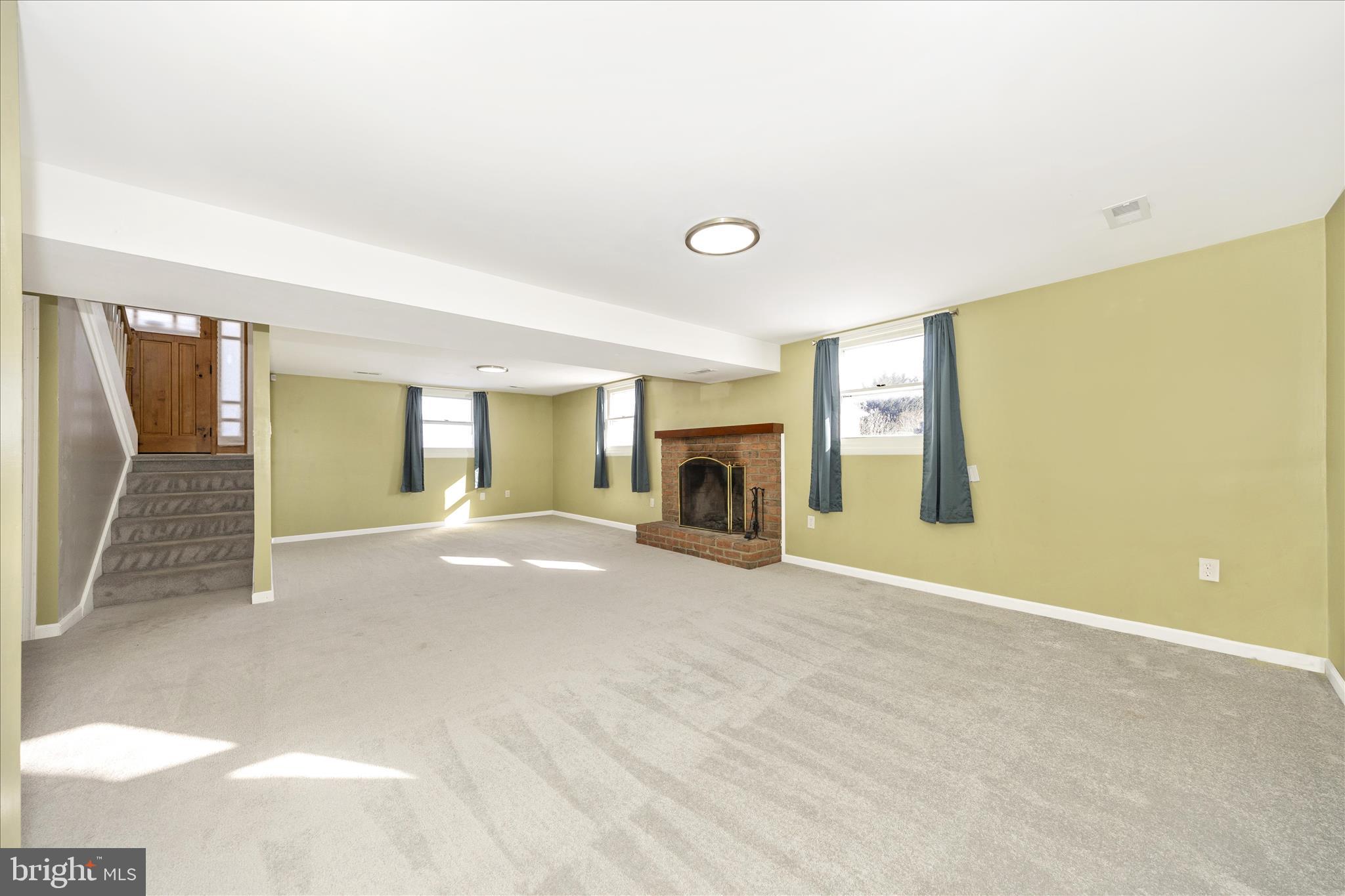 WOODMOOR - Residential